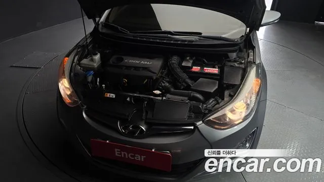 Hyundai Elantra 2013 thumb 2