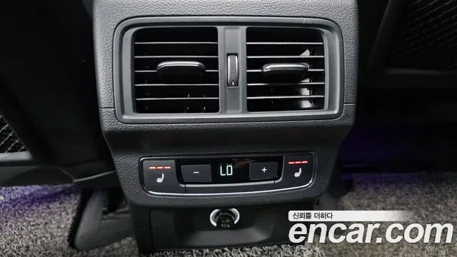 Audi Q5 2020 thumb 6