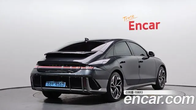 Hyundai Ioniq6 2023 thumb 2