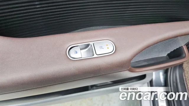 Hyundai Ioniq6 2023 thumb 3