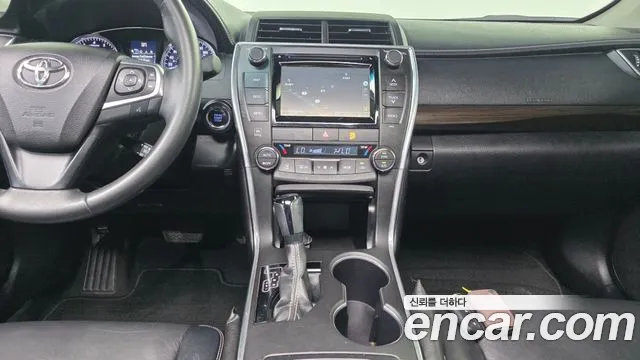 Toyota Camry 2015 thumb 11