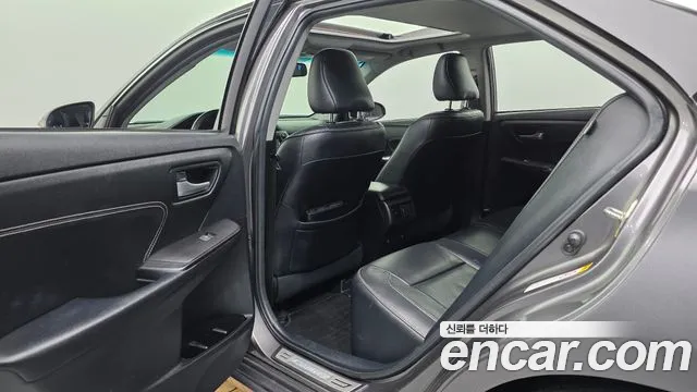 Toyota Camry 2015 thumb 6