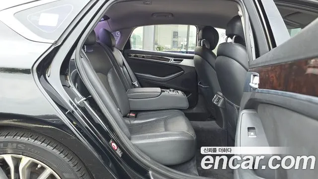 Hyundai Genesis 2014 thumb 12