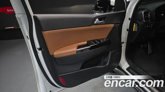 Kia Sportage 2017 thumb 11