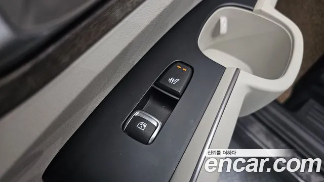 Kia Sorento 2021 thumb 6