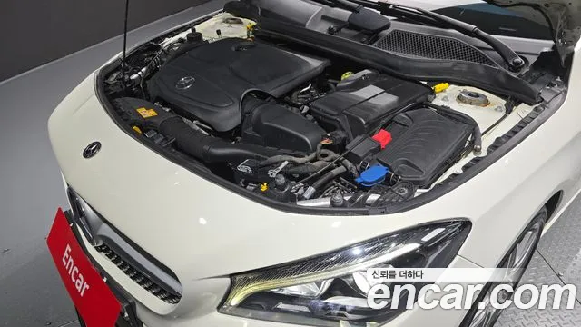 Mercedes-Benz A-Класс 2017 thumb 10