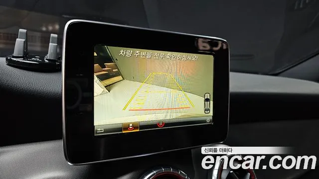 Mercedes-Benz A-Класс 2017 thumb 3