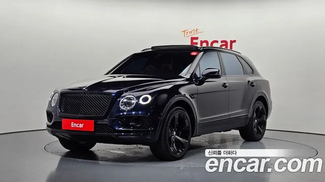 Bentley Bentayga 2018 thumb 11