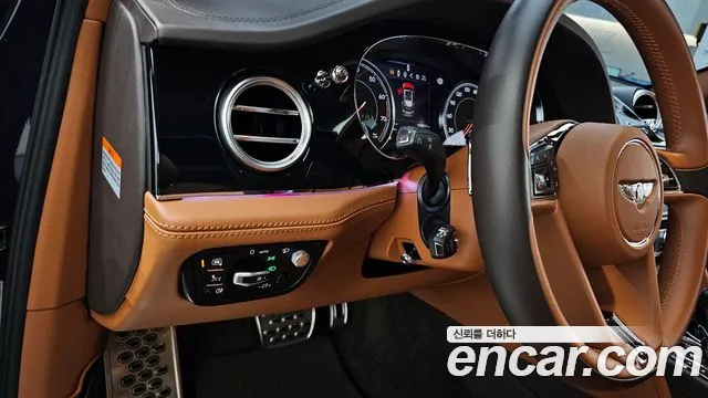 Bentley Bentayga 2018 thumb 8
