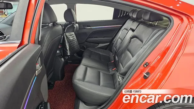 Hyundai Avante 2016 thumb 4