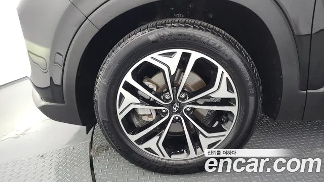 Hyundai Santa Fe 2018 thumb 12