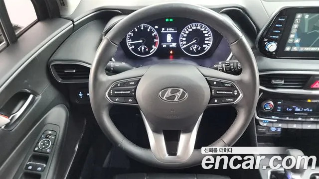 Hyundai Santa Fe 2018 thumb 3