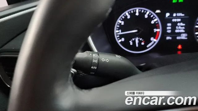 Hyundai Santa Fe 2018 thumb 4