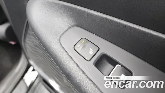 Hyundai Santa Fe 2018 thumb 10