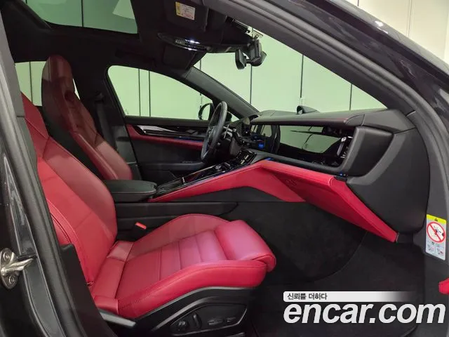Porsche Panamera 2026 thumb 7
