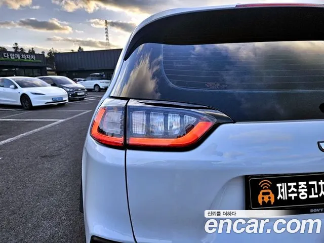 Jeep Cherokee 2020 thumb 6
