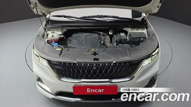 Kia Carnival 2023 thumb 10