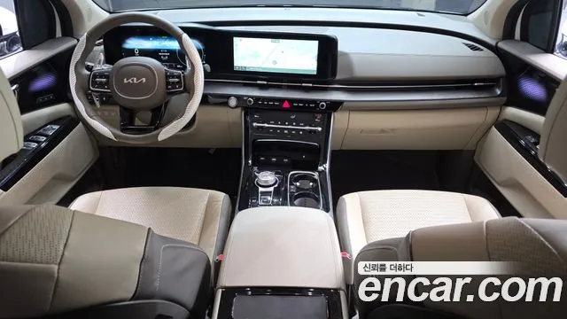 Kia Carnival 2023 thumb 2