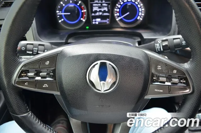 KGM Rexton 2020 thumb 8