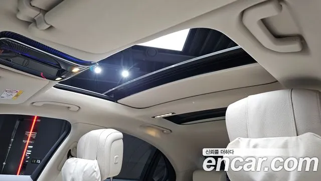 Mercedes-Benz S-Class 2025 thumb 10