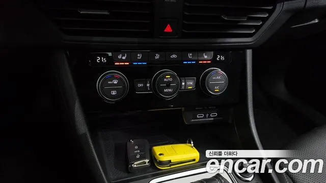 Volkswagen Jetta 2021 thumb 12