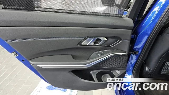 BMW 3 серии 2021 thumb 4