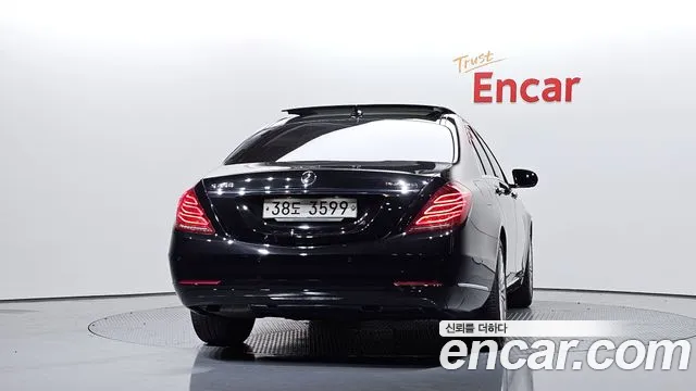 Mercedes-Benz S-Class 2015 thumb 8