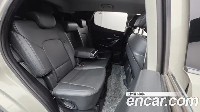 Hyundai Санта Фе 2014 thumb 11