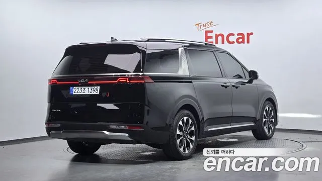 Kia Carnival 2022 thumb 10