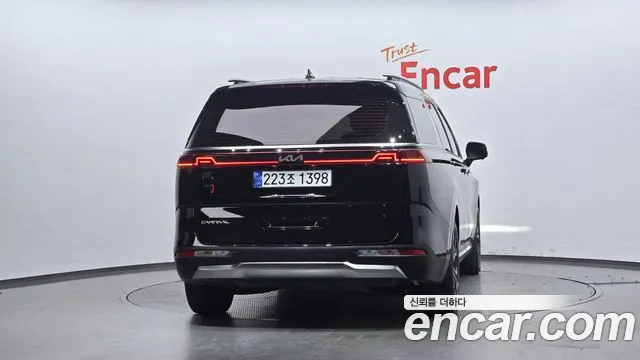 Kia Carnival 2022 thumb 4