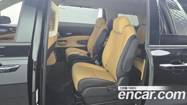Kia Carnival 2022 thumb 6