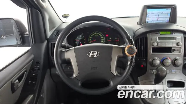 Hyundai Staria 2011 thumb 7
