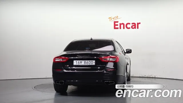 Maserati Quattroporte 2014 thumb 2