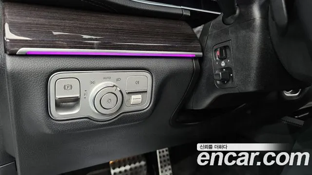 Mercedes-Benz E-Класс 2023 thumb 3