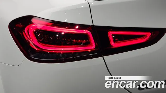 Mercedes-Benz E-Класс 2023 thumb 2