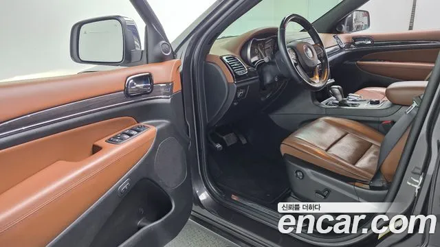 Jeep Grand Cherokee 2021 thumb 4