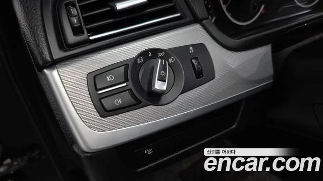 BMW 5 серии 2013 thumb 11