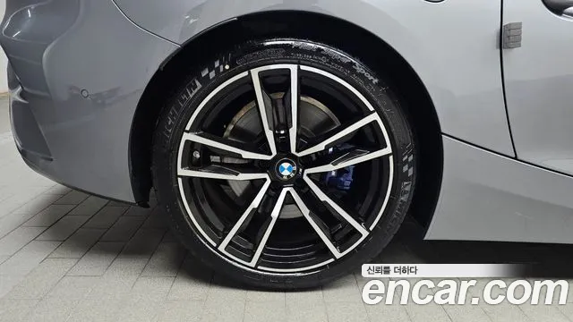 BMW Z4 2024 thumb 11