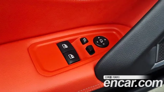 BMW Z4 2024 thumb 10