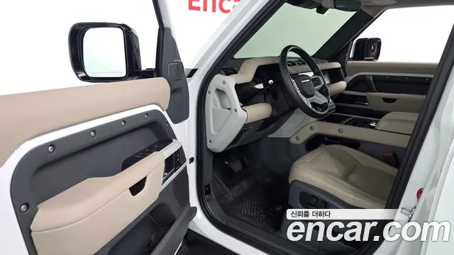 Land Rover Defender 2024 thumb 10