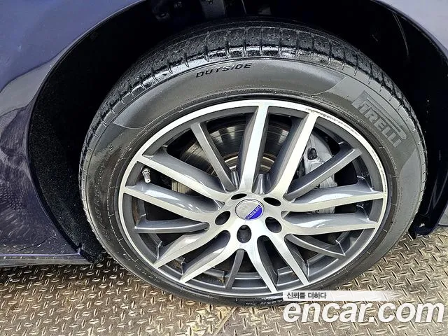 Maserati Ghibli 2018 thumb 11