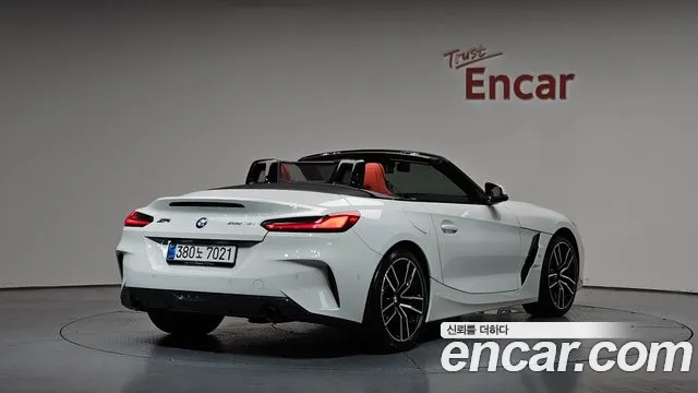 BMW Z4 2025 thumb 2