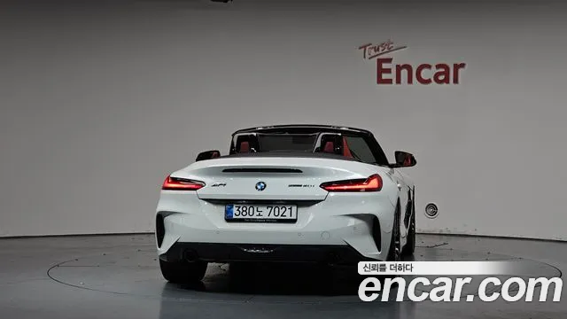 BMW Z4 2025 thumb 3