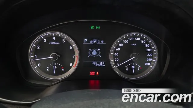 Hyundai Grandeur 2017 thumb 10