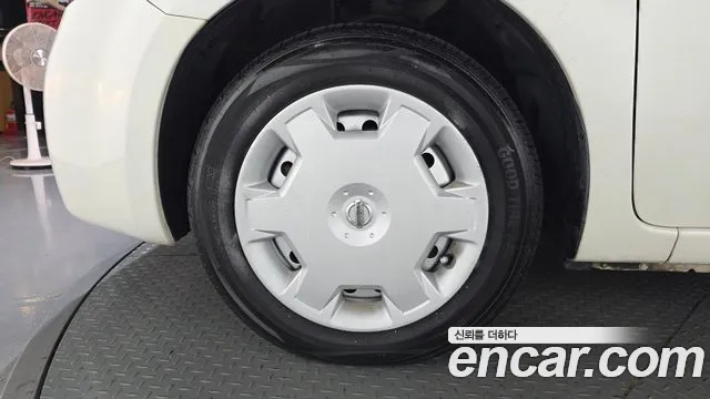Nissan Cube 2014 thumb 6