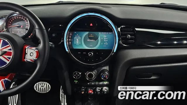 Mini Cooper 2021 thumb 3