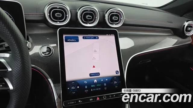 Mercedes-Benz C-Class 2025 thumb 8