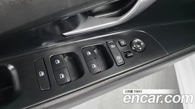 Hyundai Elantra 2022 thumb 11