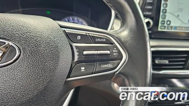 Hyundai Santa Fe 2019 thumb 11