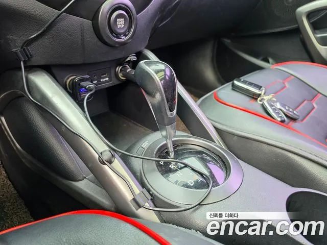 Hyundai Veloster 2013 thumb 10